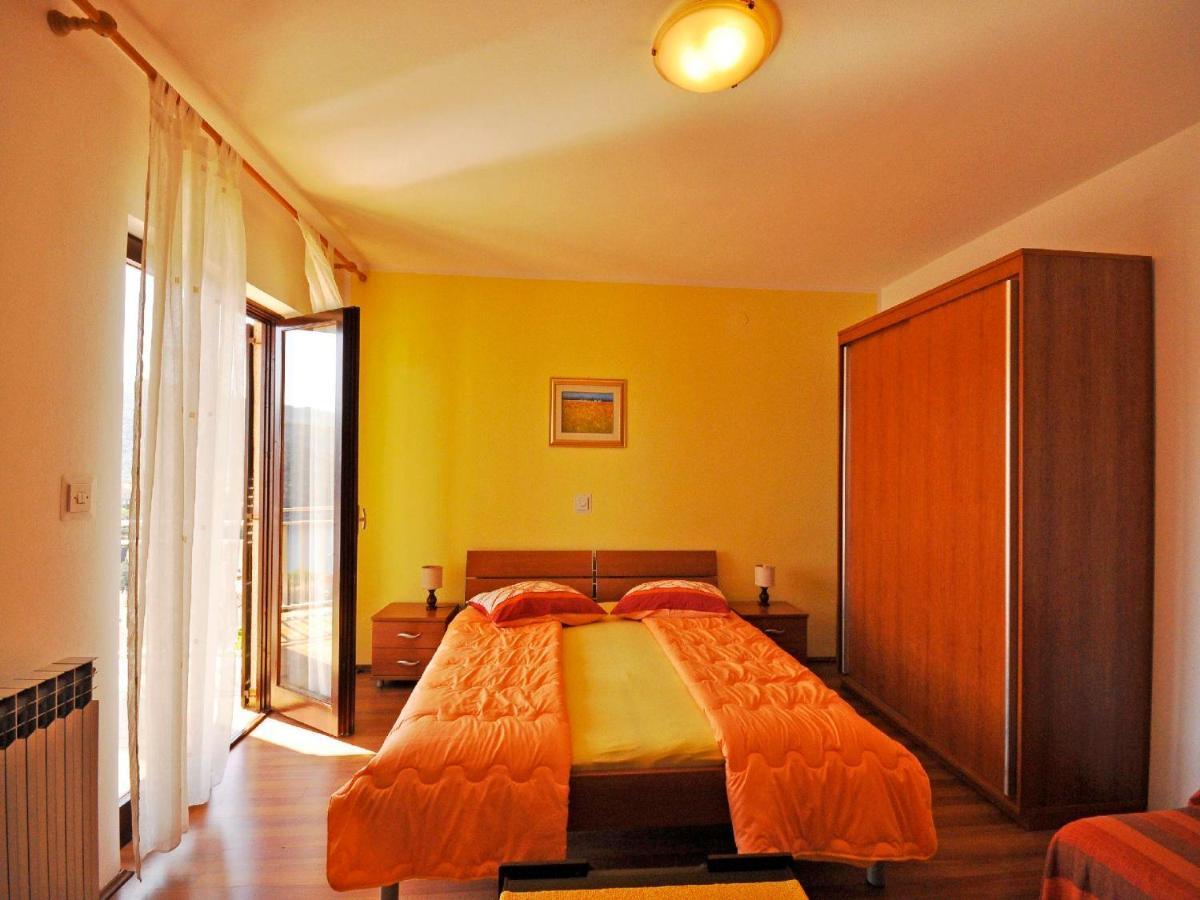 Apartments Paliska 拉巴克 外观 照片